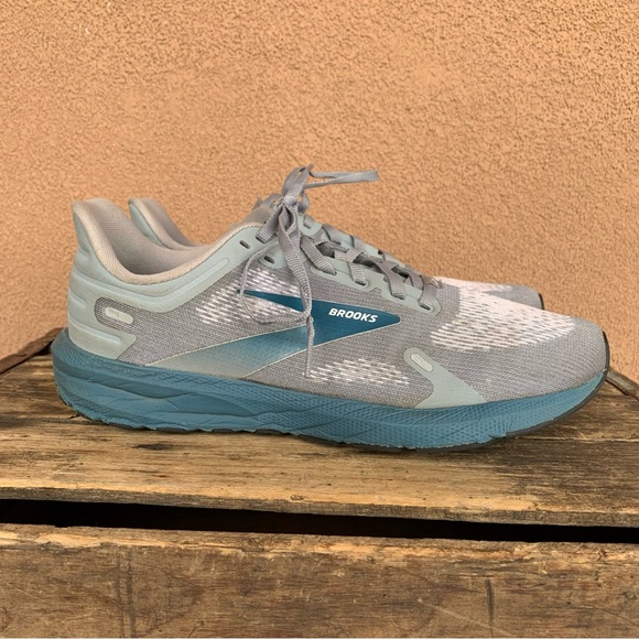 Brooks Launch 9 Running Shoe main image 5